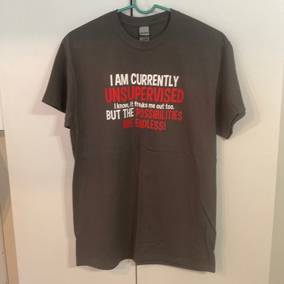 🤑 Novelty T-shirt, Adult Medium, Gildan , New - Picture 2 of 3